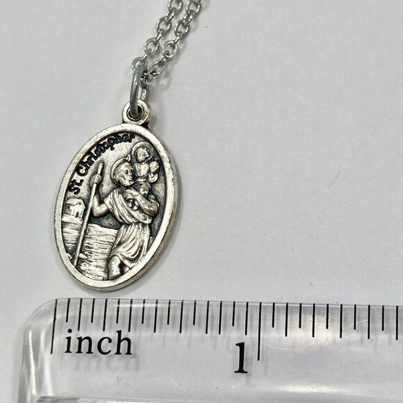 Vintage St. Christopher Medal Necklace Catholic Saint Travelers Jesus Italy 18" - Picture 8 of 9
